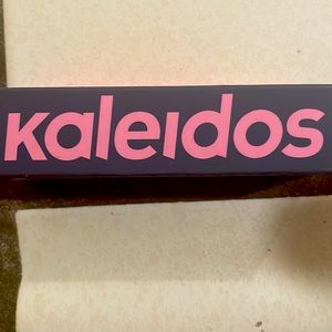 Kaleidos lip clay- cactus flower